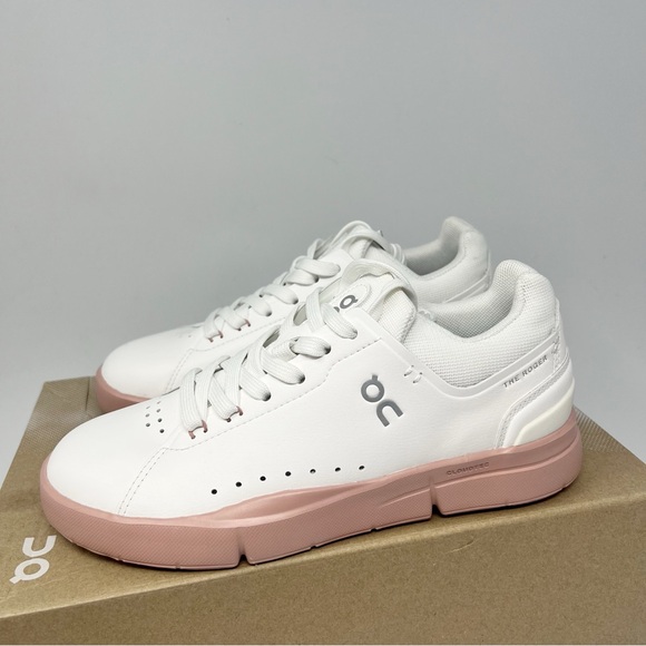 On Running The Roger Advantage Sneaker
Size 5 NEW! - Picture 3 of 7